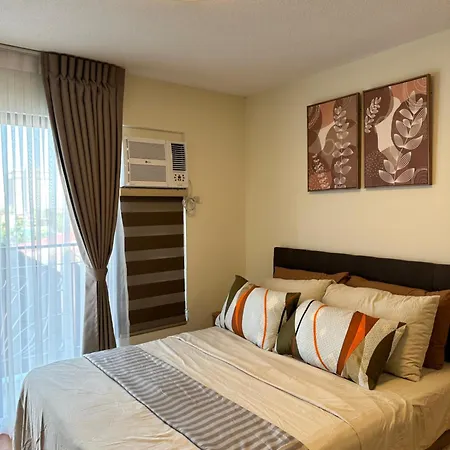 Resort-Inspired Condo With Queen-Size Bed & 50-Inch Smart Tv